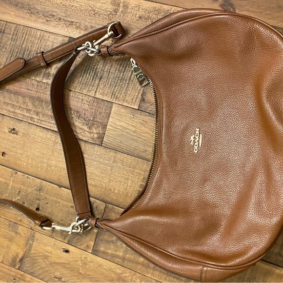 Brown Leather Coach Purse. Excellent condition, only worn a handful of times. - Picture 4 of 9